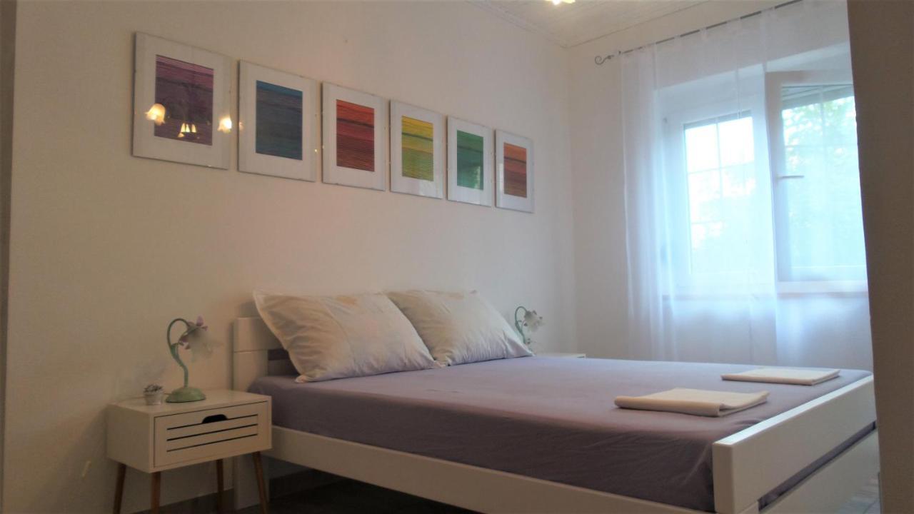 Apartment Crikvenica Car Exterior foto